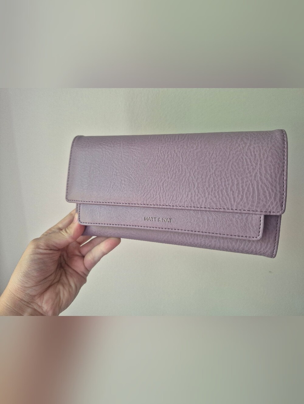 Matt & Nat Ilda Vegan Leather Wallet Amethyst Purple Like New